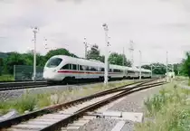 Die ersten Fahrten der BR 605 fanden im Mai 2003 auf der Sachsenmagistrale statt, hier bei der Ausfahrt aus dem Bhf.-W�stenbrand.
Scann. Kamera EXA 1b