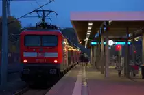 112 124-3 mit dem RE2 (RE 38175) nach K�nigs Wusterhausen in Rathenow. Der Zug fuhr mit wenigen Minuten Versp�tungen ab. 27.10.2010