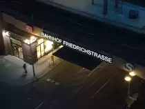 Ungew�hnliche Perspektive auf die Friedrichstra�e. 29.7.2009