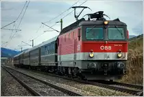 1144 274 f�hrt mit Sdz D 16331 Majestic Imperator von Wien FJBf nach Rijeka.  
St.Margarethen 26.10.2010