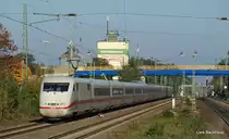 So l�stig sie sein k�nnen sie geh�ren trotzdem dazu: Die ICE's. Hier der ICE 681 am 10.10.10 von Hamburg-Altona nach M�nchen Hbf unterwegs. Aufgenommen in Tostedt.