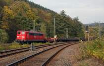 151 067 zieht am 23.10.10 einen kurzen Gz durch Hockeroda Richtung Probstzella. 
