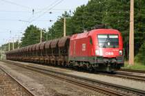 1116 140-3 mit einem G�terzug auf der S�dbahn. Hier bei der Durchfahrt in St.Egyden. (31.7.2005)