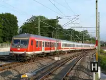 Weil wegen technischer Probleme etliche ICE&acute;s aus dem Verkehr gezogen werden mussten, pendelte zwischen Dresden und Leipzig dieser Ersatzzug, hier bei Einfahrt in Dresden Hbf.; 06.06.2009
