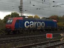 RE 481 005-7 bei ihrer Tagesruhe im str�menden Regen in Gelsenkirchen Bismarck. 25.10.2005