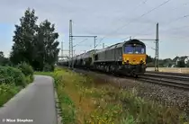 Nicht nur bei uns unterwegs sondern auch hier anzutreffen DLC PB 13 mit ihrem Siloganzzug nach Polen (06.08.10 Dedensen-G�mmer)