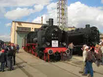 Bw Arnstadt historisch e.V. 38 1182-5 (ex DR) im DLW Meiningen; 04.09.2010