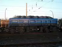 Seitenkippwagen von EGP Potsdam am 13.November 2010 in Bergen/R�gen.
