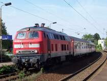 Der  VierL�nderExpress  f�hrt mit der 218 von Leipzig bis nach M�nchen als Regional-Express. Hier am Haltepunkt Leipzig-Lindenau
