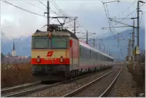 Mit dem IC 733   Der Warmbaderhof  f�hrt 1044 092 (eine der letzten beiden 1044er im Schachbrettdesign) von Wien Meidling nach Villach.
Zeltweg 19.11.2010