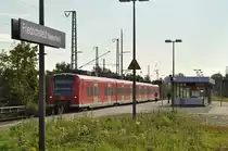 425 096 im Bahnhof Friedrichsfeld am 03.10.2010