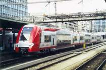 Der CFL-Doppelstocktriebzug 2208 1/3/5 fuhr am 06.10.2005 vermutlich den IR 3741 von �lwen nach L�tzebuerg. Die Aufnahme entstand in L�tzebuerg. �lwen hat noch zwei weitere Namen: Ulflingen auf Deutsch und Troisvierges auf Franz�sisch.