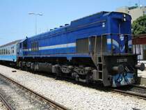 Gro�aufnahme der 2062.051 im Bhf Sibenik am 19.7.05