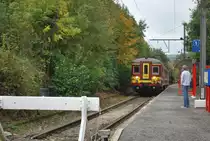 Ankunft des L-Zuges aus Welkenraedt in der Endstation Spa-G�ronst�re am 11. Oktober 2009 (Triebzug AM 62-63 Nr.155 )