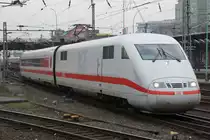 401 008-8 schl�ngelt sich in den Hamburger Hbf 20.11.2010