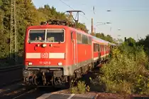 111 147 am 04.10.2010 im Bahnhof Dinslaken