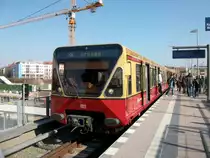 480 546 nach Gr�nau,am 03.April 2010,im oberen Bahnhof Berlin Ostkreuz.