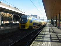 Intercity nach Vlissingen am 27.10.2005 bei der Einfahrt von Middelburg.