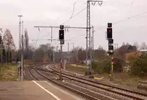 Blick vom Gleis 3 des Rheydter Hbf in Richtung K�ln/Aachen. 20.11.2010