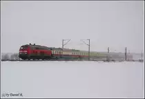 Heute war wieder TEE-Time. Gezogen wurde der p�nktliche Nobel-Zug von einem zur Garnitur unpassenden Lok, der 218 360. Zuglauf war am 06:28 ab Transtein - Rosenheim- M�hldorf- Landshut um schlie�lich um 11.14 in N�rnberg anzukommen. Abgepasst haben wir die Leistung am 04.12.10 in K�fering. 