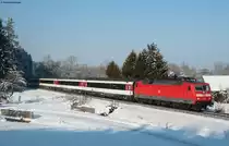 120 145-8 mit dem IC 183 (Stuttgart Hbf-Z�rich HB) bei Neufra 4.12.10