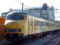 IC 14554 f�hrt auf Spoor 1 in den Bahnhof HOORN;100904