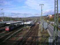Bahnhof Weil am Rhein - SBB RE 4/4 492-392-2 mit G�terzug wartet auf Abfahrt in Richtung Basel