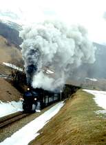 RhB DAMPFZUG f�r GRAUB�NDEN TOURS 3239 von Landquart nach Disentis 26.01.1997 bei Trun mit Dampflok G 4/5 107 - B� 2060 - B 2247 - D� 4052I - B 2246.
