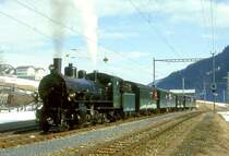 RhB DAMPFZUG f�r GRAUB�NDEN TOURS 3239 von Landquart nach Disentis 26.01.1997 in Rabius-Surrein mit Dampflok G 4/5 107 - B� 2060 - B 2247 - D� 4052I - B 2246.
