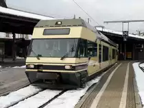 MOB - Triebwagen Be 2/6 7004 im Bahnhof von Montreux am 03.12.2010