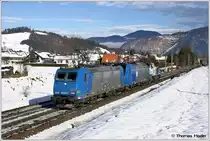 LTE 185.524, LTE 2016.904 und LTE 2170.001 fahren als SLz 98481 von Wien zum Graz-K�flacher-Bahnhof. St�bing, 8.12.2010