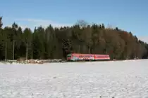 Ein 628 ist von Burghausen Richtung M�hldorf bei Pirach am 07.12.10 unterwegs.