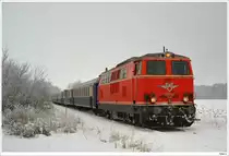 2143.35 mit dem SDZ E16356 von M�dling nach Kadolz-Mailberg (Adventmakrt in Hadres); hier bei Kadolz-Mailberg; 5.12.2020.