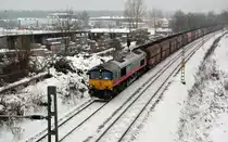 Ein voller Kohlezug, gezogen von HHPI-Lok 29003, durchf�hrt am 07.12.10 B�hlen Werke Richtung Borna.