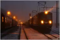 1099 010 & 1099 013 mit REX 6814  �tscherb�r  kurz vor der Abfahrt nach St. P�lten.
Bahnhof Mariazell 8.12.2010