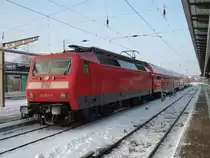 120 203 vom Bh Rostock am 04.Dezember 2010 auf Gleis 7 im Rostocker Hbf.