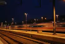 Der ICE Frankfurt-Br�ssel wird �ber Welkenraedt umgeleitet und f�hrt lansgam (mit ca. 40 Minuten Versp�tung) durch den Bhf Welkenraedt. 13. Dezember 2010