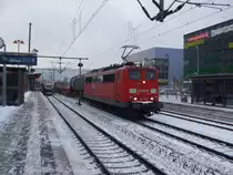 151 131-0 mit einem G�terzug durch Bielefeld. Aufgenommen am 14.12.2010.