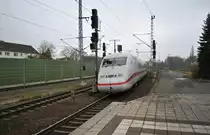 ICE Steuerwagen beim verlassen von Lehrte am 20.11.10.