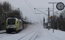 Hier ES 64 U2 -.- in K�fering vor dem Altmann am 17.12.2010.(Nr.2)