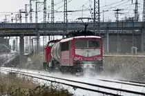 ganz entspannt l��t sich 155 214 von 298 313 von Stralsund nach Mukran ziehen am 09.12.2010