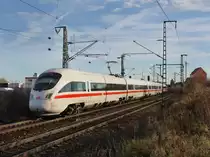 Ein ICE-T nach Frankfurt am 13.11.2010 unterwegs bei Obertraubling. 