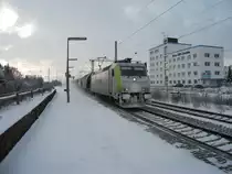 Die 185 *** von Captrain am 18.12.2010 in Butzbach.