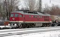 232 158 der LEG steht am 10.12.10 in Leipzig-Thekla und wartet auf die Weiterfahrt. Der Zug kam aus Richtung Cottbus.