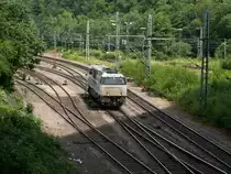 Eine ECR G2000 f�hrt am 1.7.2010 am Saarbrpcker Rbf vorbei.