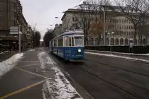 Am 19.12.10 f�hrt der Be 4/4 1530 gemeinsam mit dem C 626 von der B�rsenstrasse Richtung B�rkliplatz.