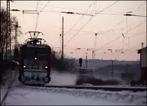 Unbekannte 112er durchf�hrt mit einem RE7  Rhein-M�NSTERLAND-Express , nach M�nster(Westf)Hbf den ehemaligen Bahnhof Westhofen. (25.12.2010)