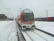 Regionalbahn aus Elsterwerda bei der Ausfahrt aus Dresden Friedrichstadt in Richtung Dresden HBF.
DF 28.12.10