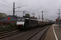189 204 mit dem D13290 (SVG Sonderzug) aus Stuttgart nach Gelsenkirchen in D�sseldorf-Eller am 16.10.2010 Gr��e an den Tf ;-)