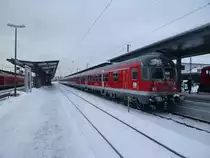 Ein Karlsruher Steuerwagen an einer RB von Ansbach nach Crailsheim. 26.12.10